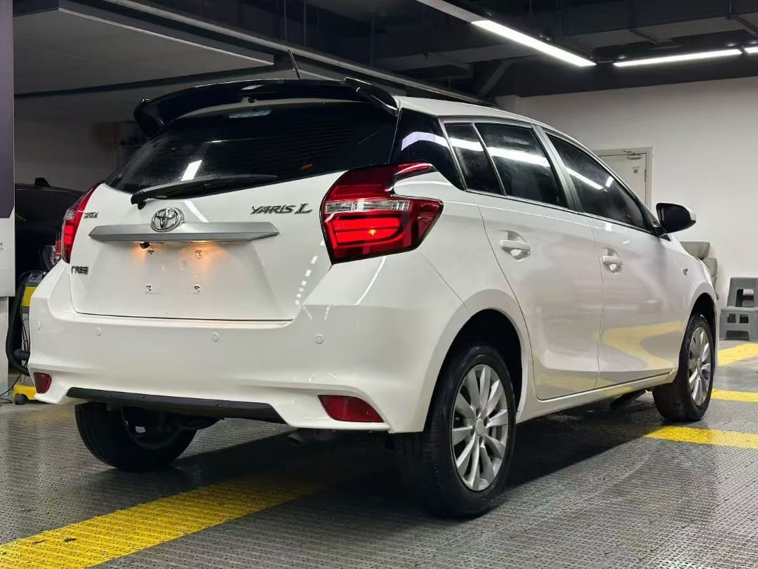 Toyota Yaris L 1.5L