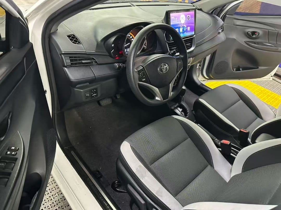 Toyota Yaris L 1.5L