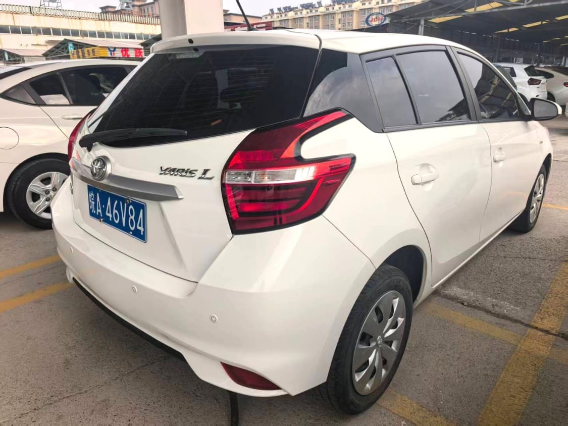 Toyota Yaris L 1.5L