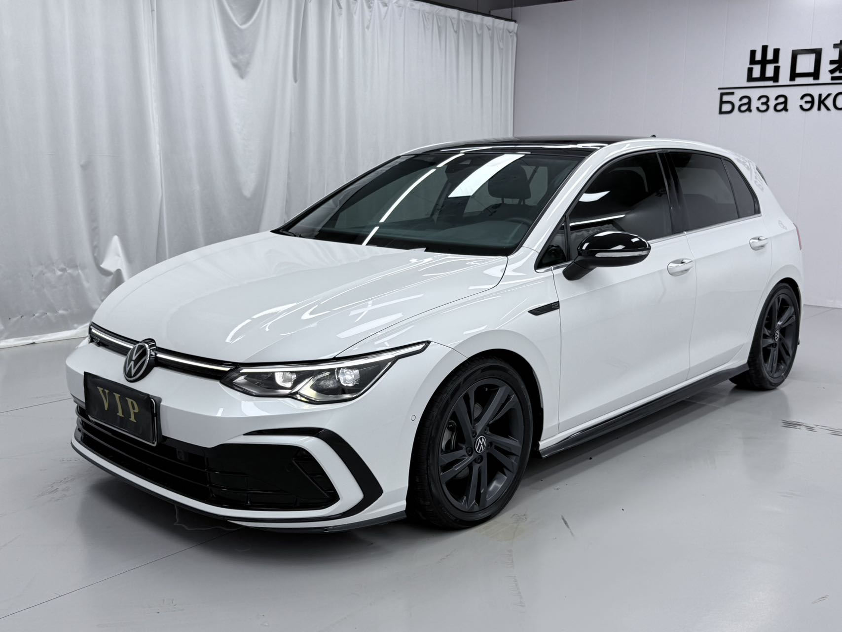 Volkswagen Golf 280TSI DSG R-Line
