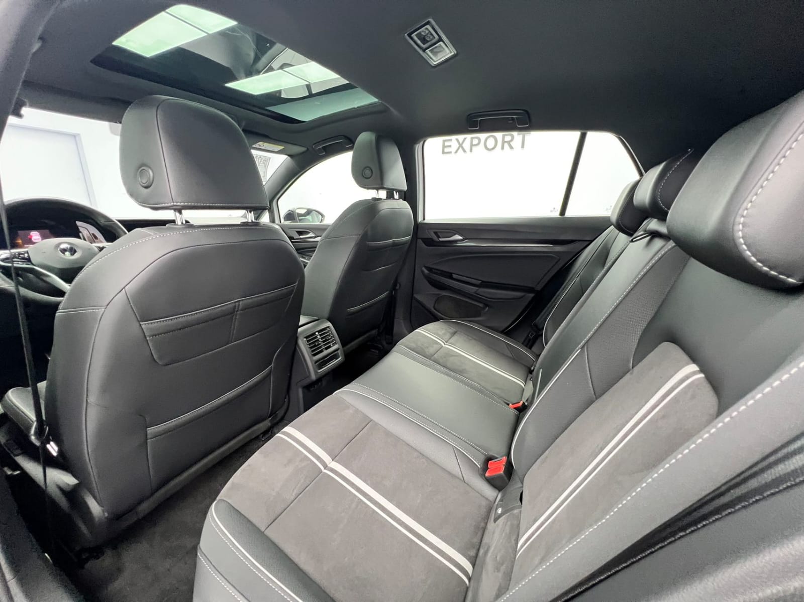 Volkswagen Golf 280TSI DSG R-Line