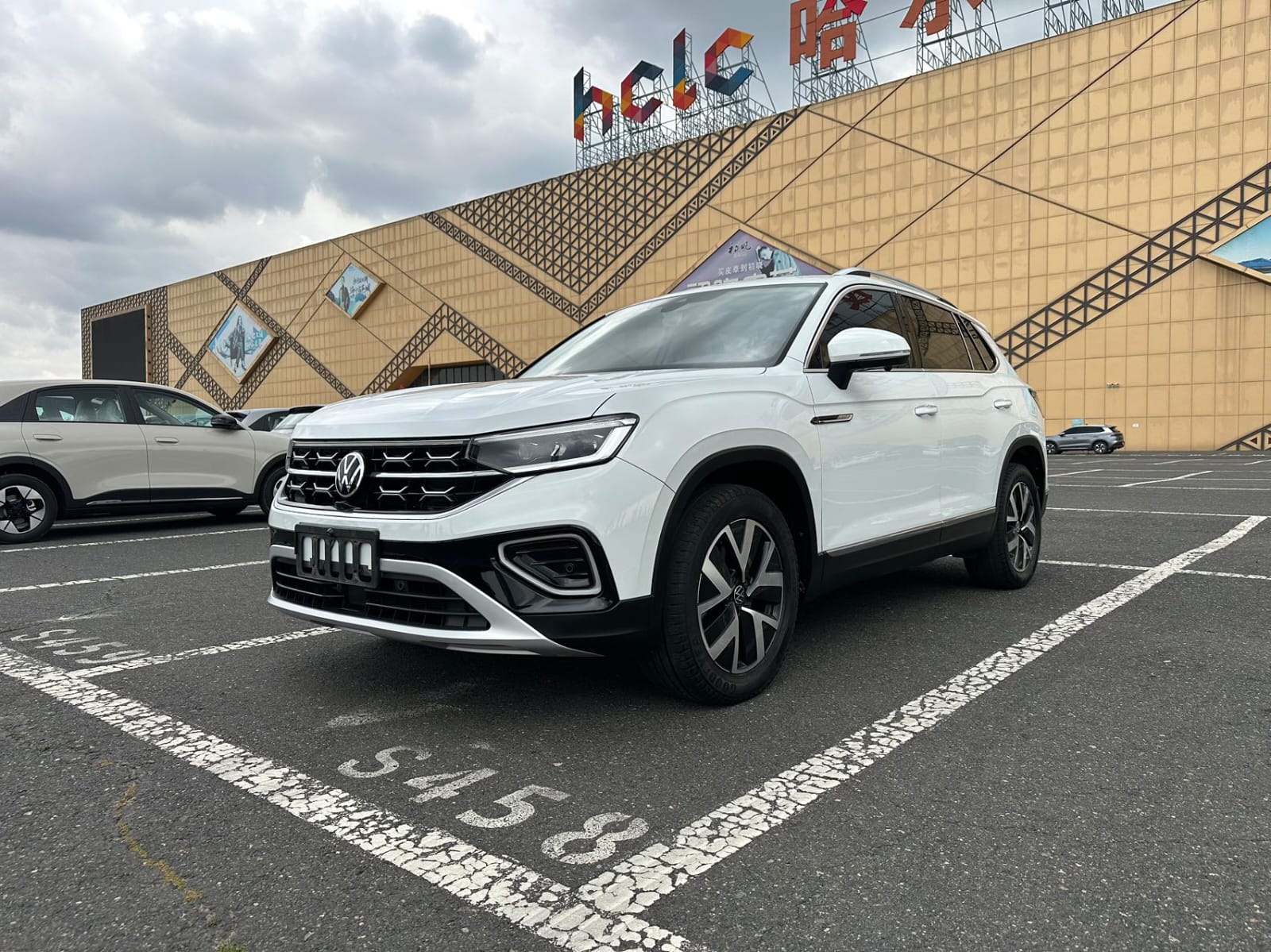 Volkswagen Tayron 280TSI Deluxe Plus Premium Edition