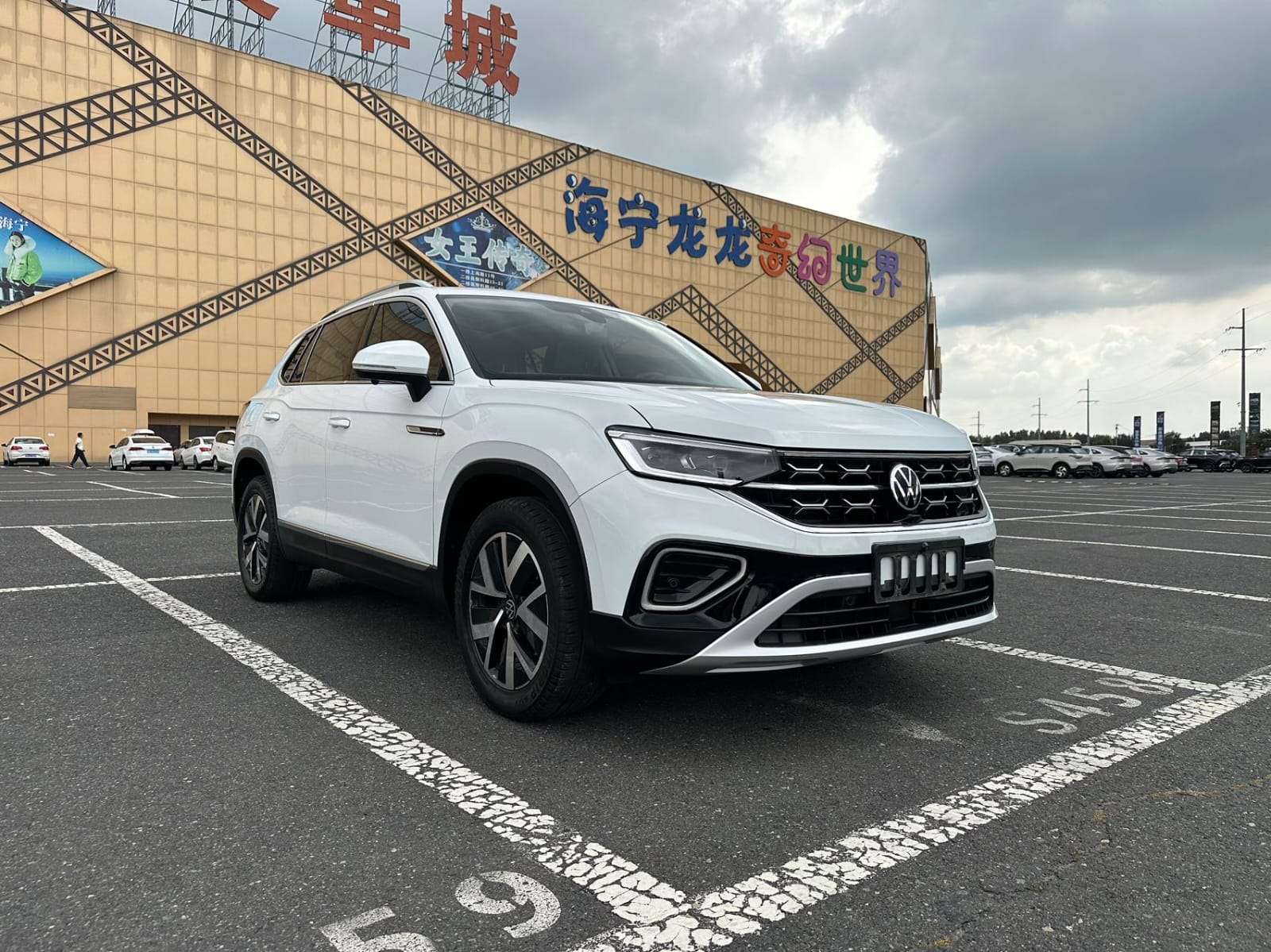 Volkswagen Tayron 280TSI Deluxe Plus Premium Edition