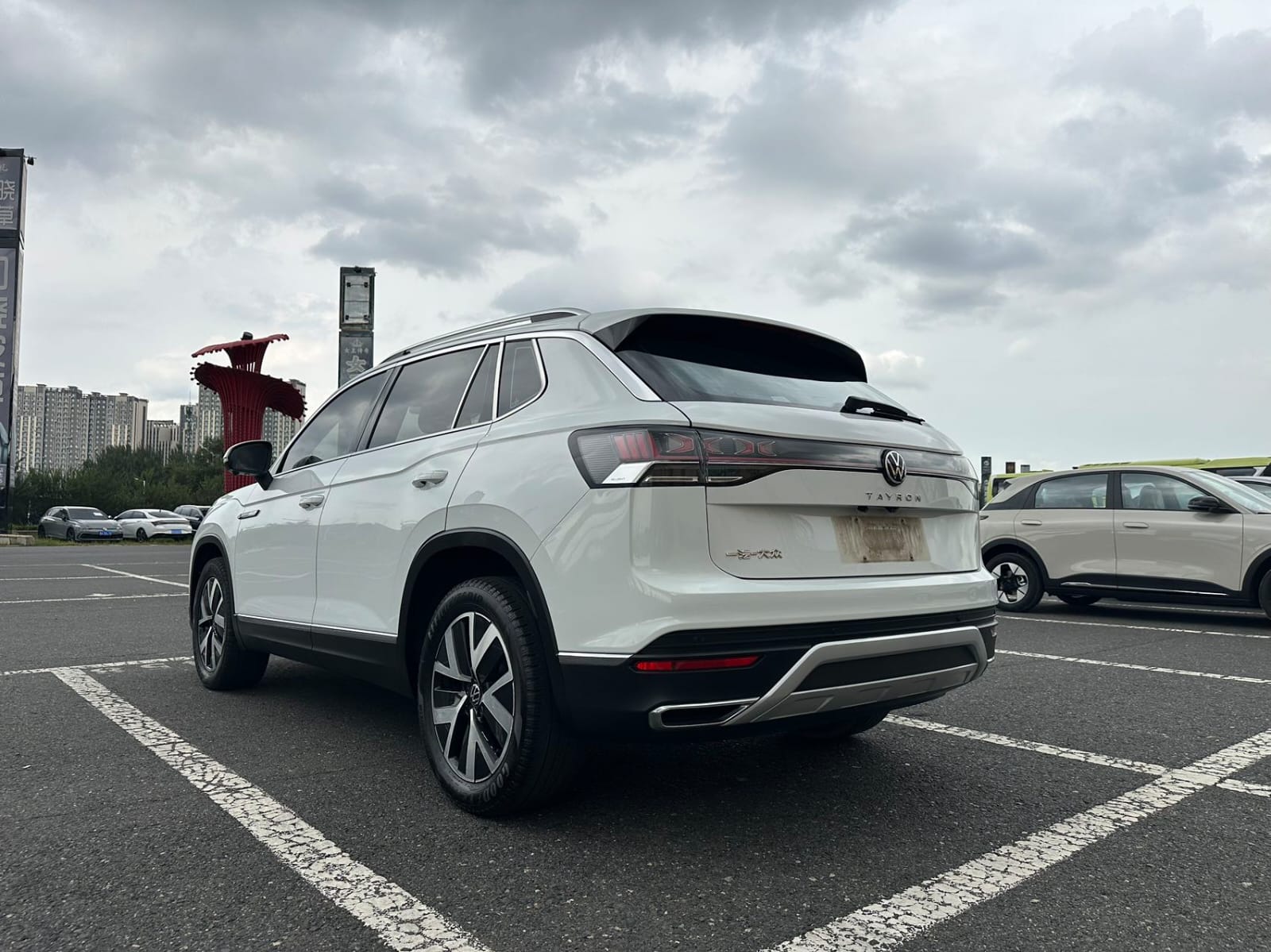 Volkswagen Tayron 280TSI Deluxe Plus Premium Edition