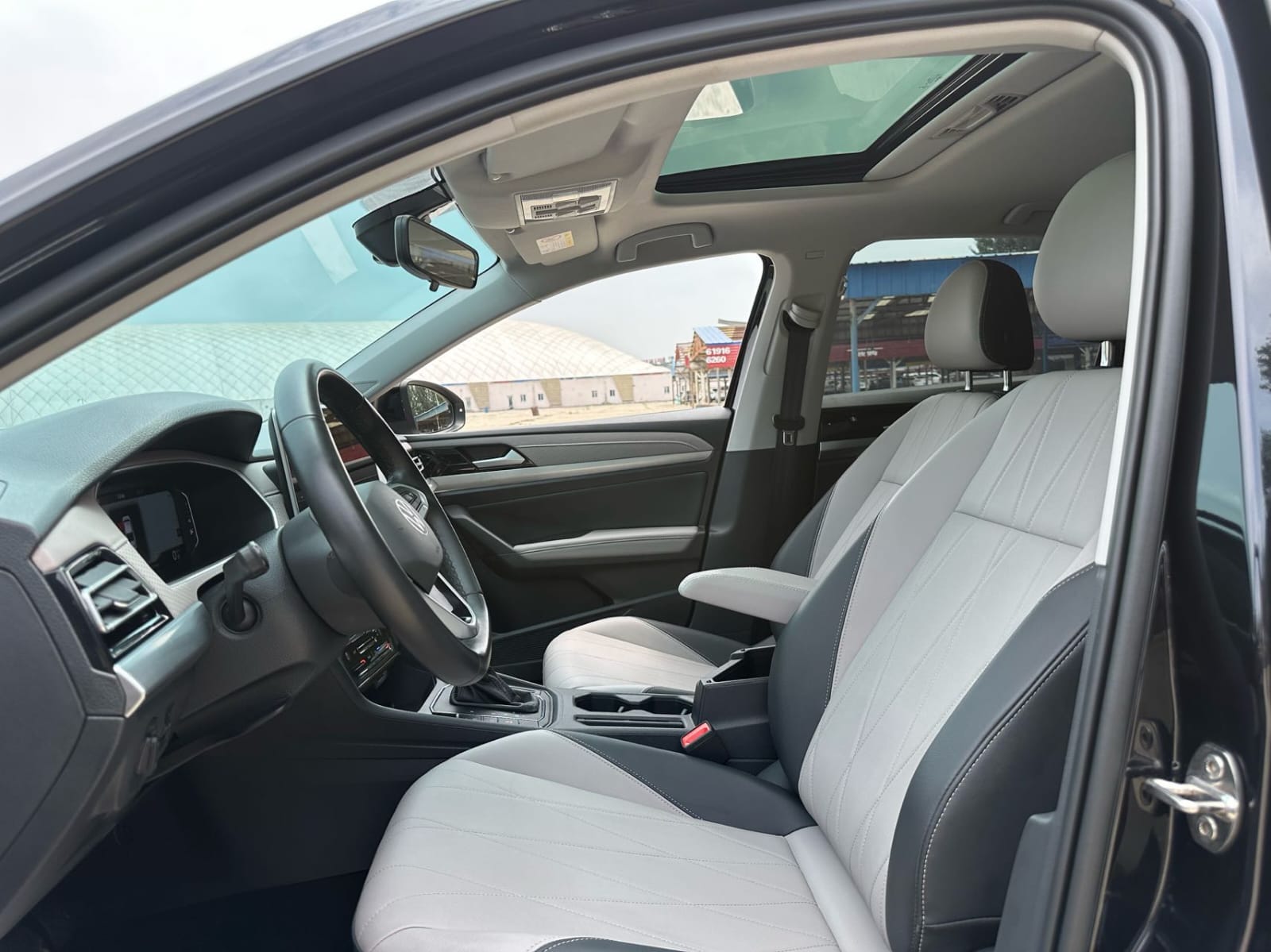 Volkswagen Lavida 1.5L Automatic Five Million Edition