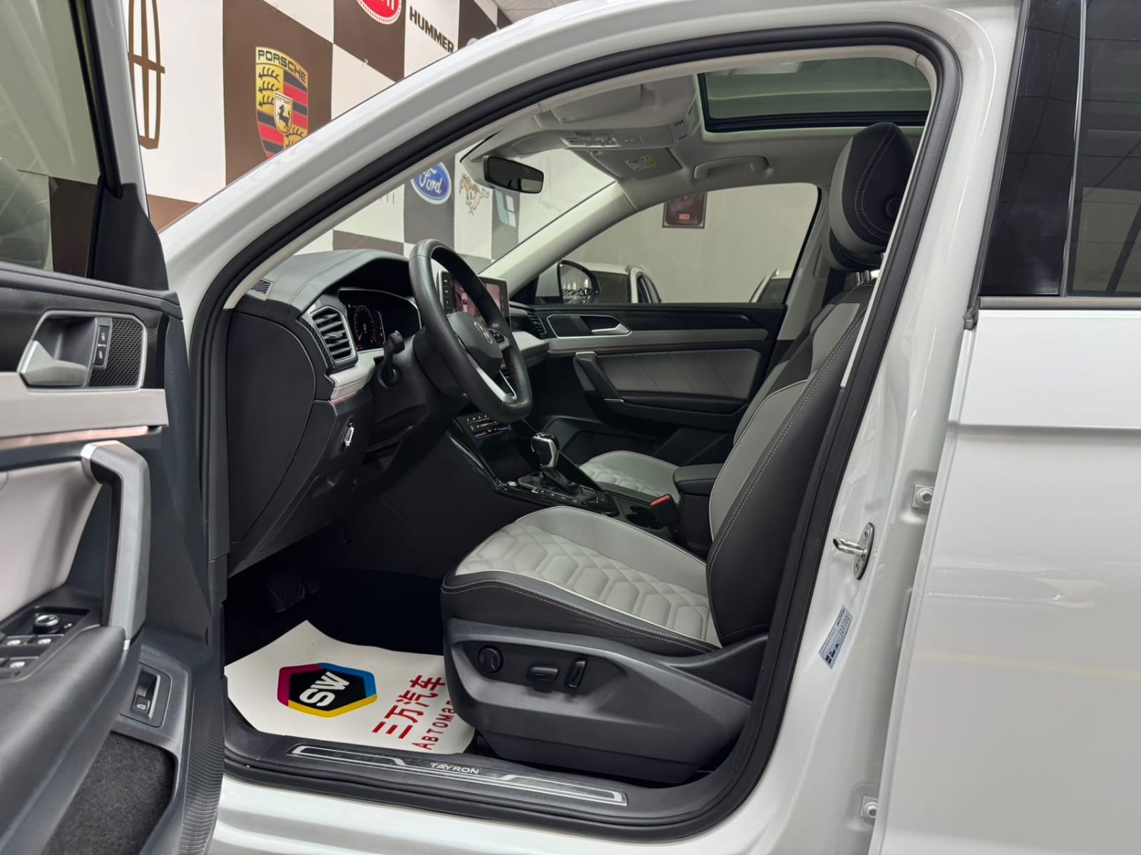 Volkswagen Tayron 280TSI Deluxe Plus Premium Edition