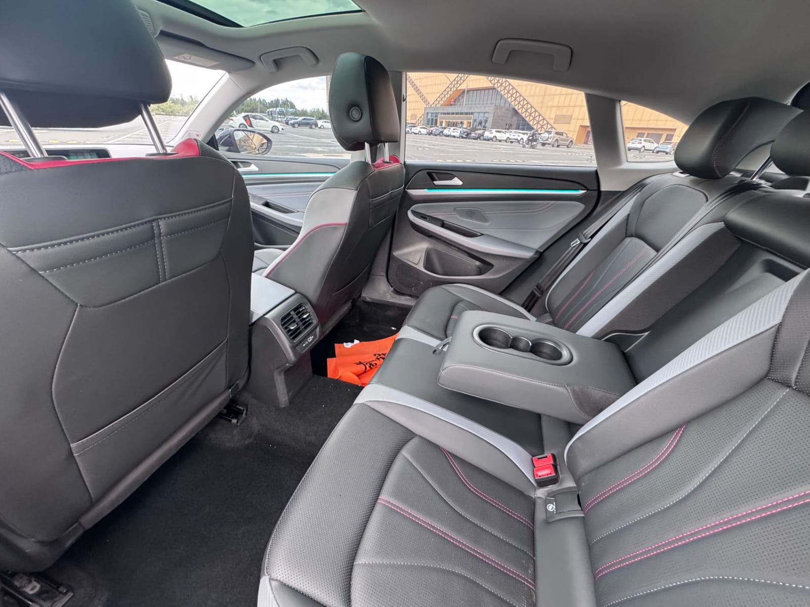 Volkswagen Lamando L 280TSI DSG Flagship Edition
