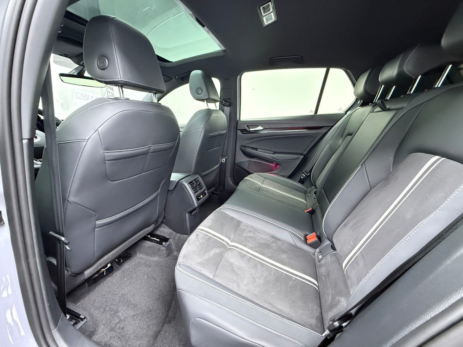 Volkswagen Golf 280TSI DSG R-Line Lite