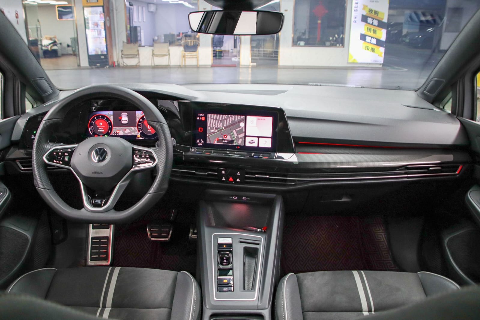 Volkswagen Golf 280TSI DSG R-Line