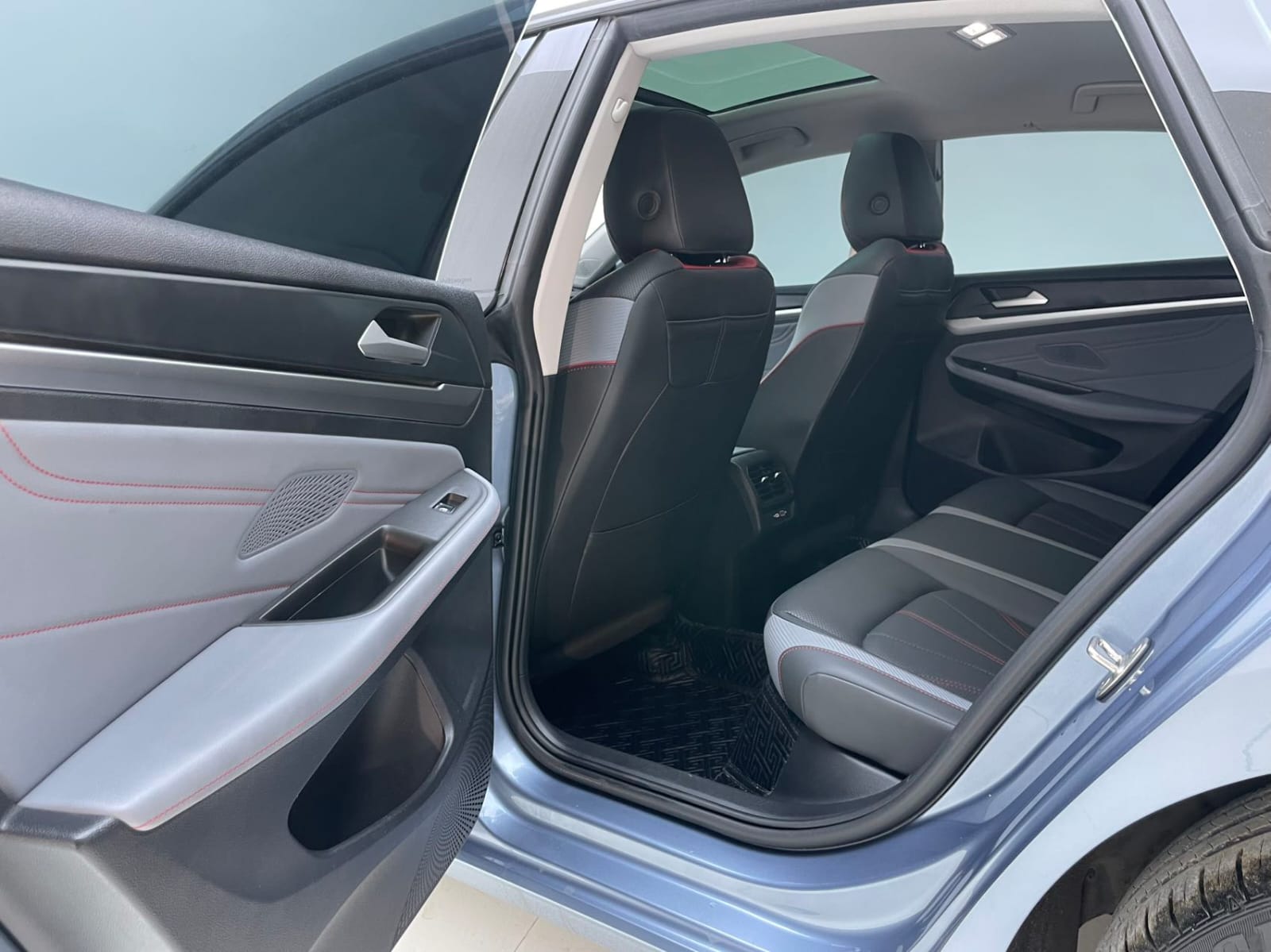 Volkswagen Lamando L 280TSI