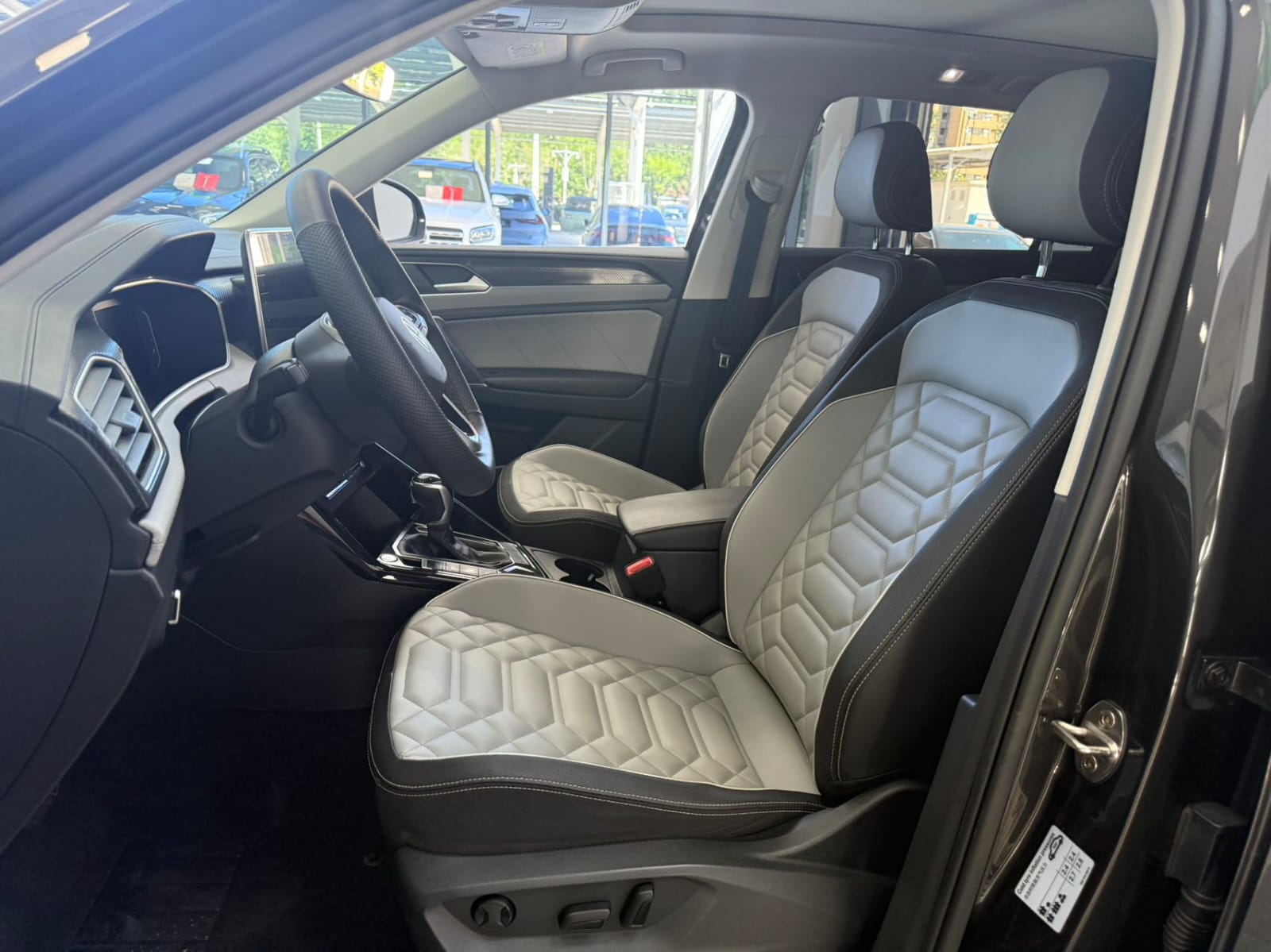 Volkswagen Tayron 280TSI Deluxe Plus Premium Edition