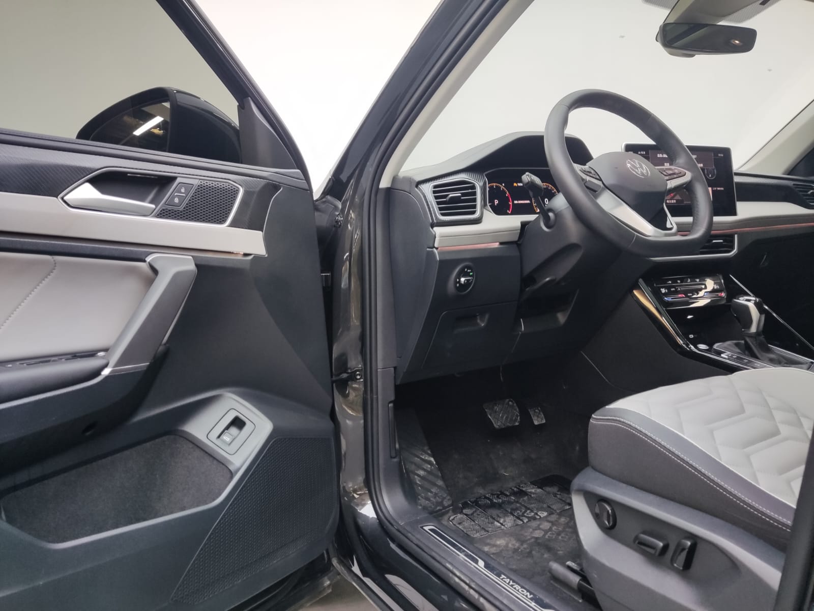 Volkswagen Tayron 280TSI Deluxe Plus Premium Edition