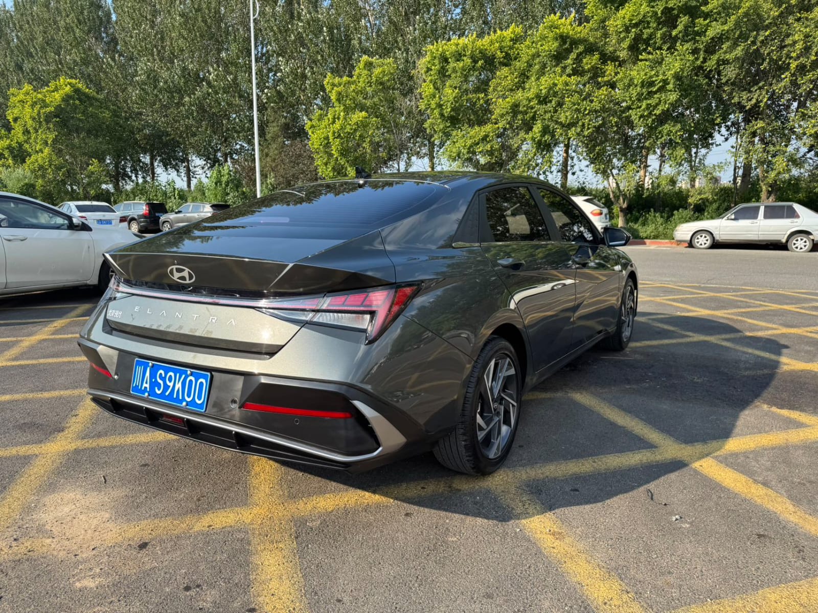 Hyundai Elantra