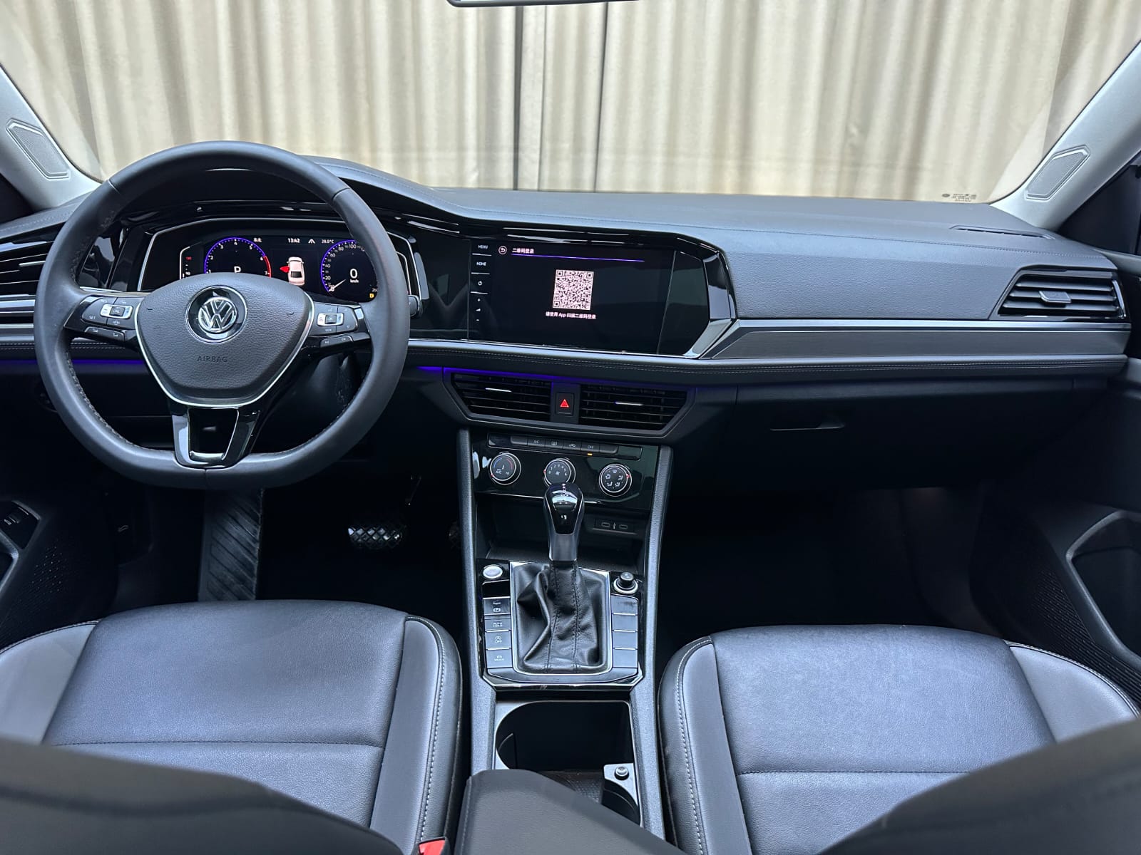 Volkswagen Sagitar 1.4TSI 280TSI Overpass