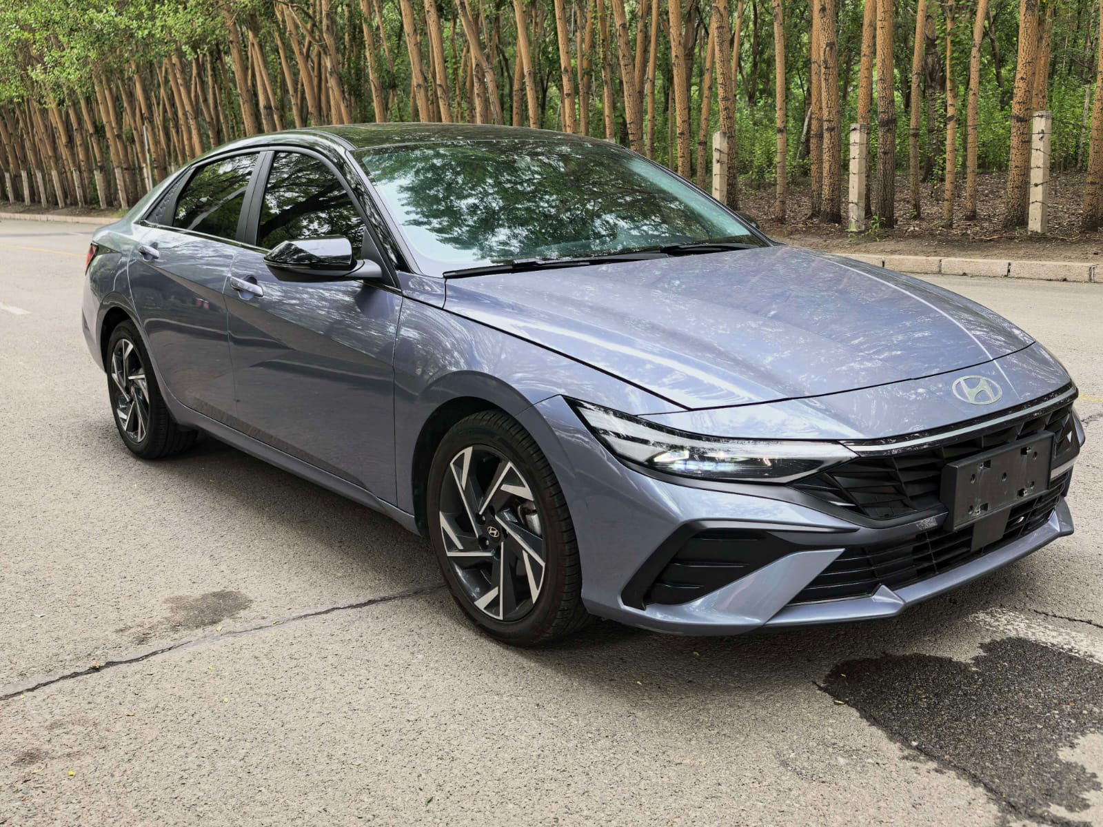 Hyundai Elantra 1.5L CVT LUX