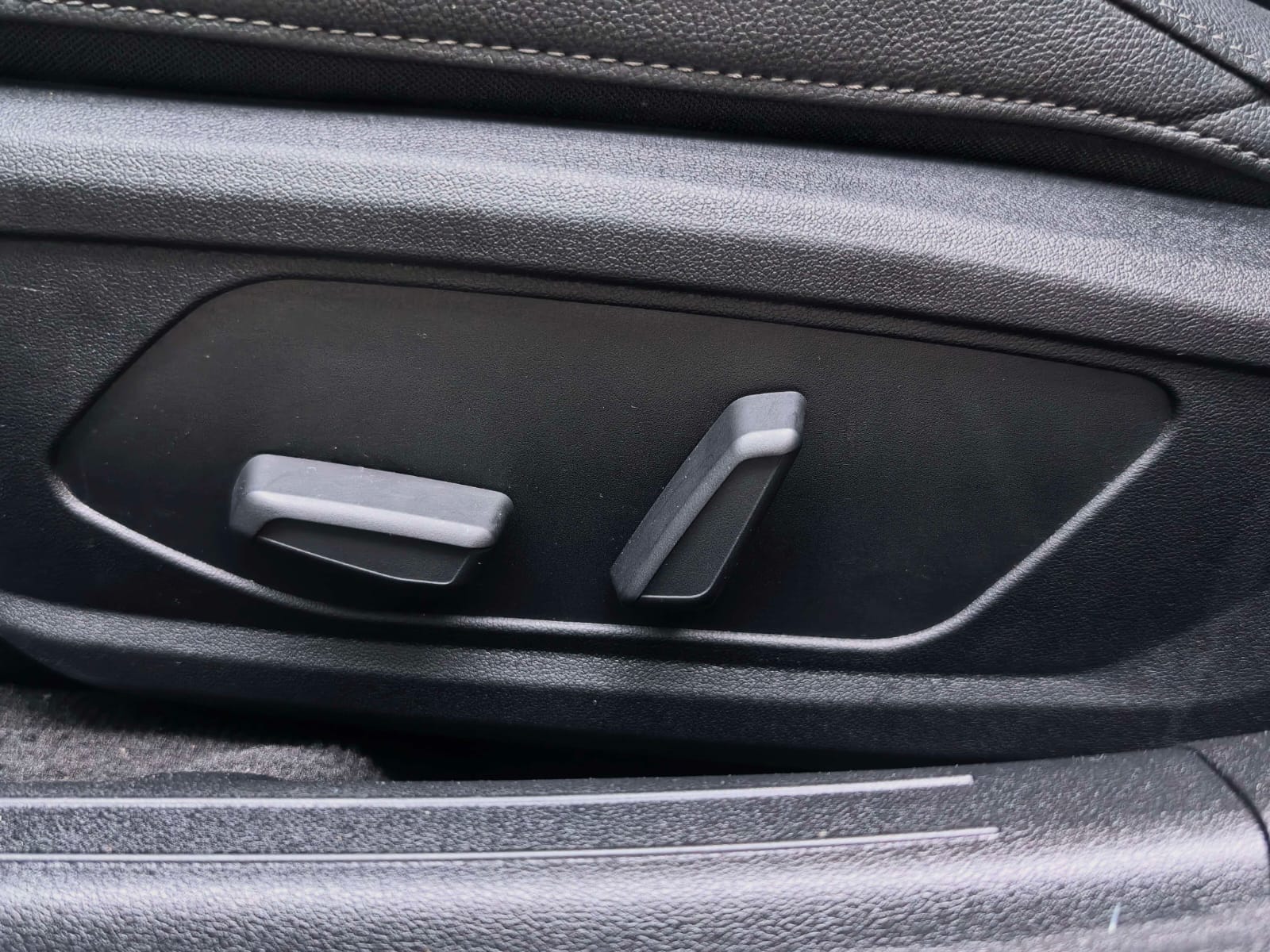 Hyundai Elantra 1.5L CVT LUX