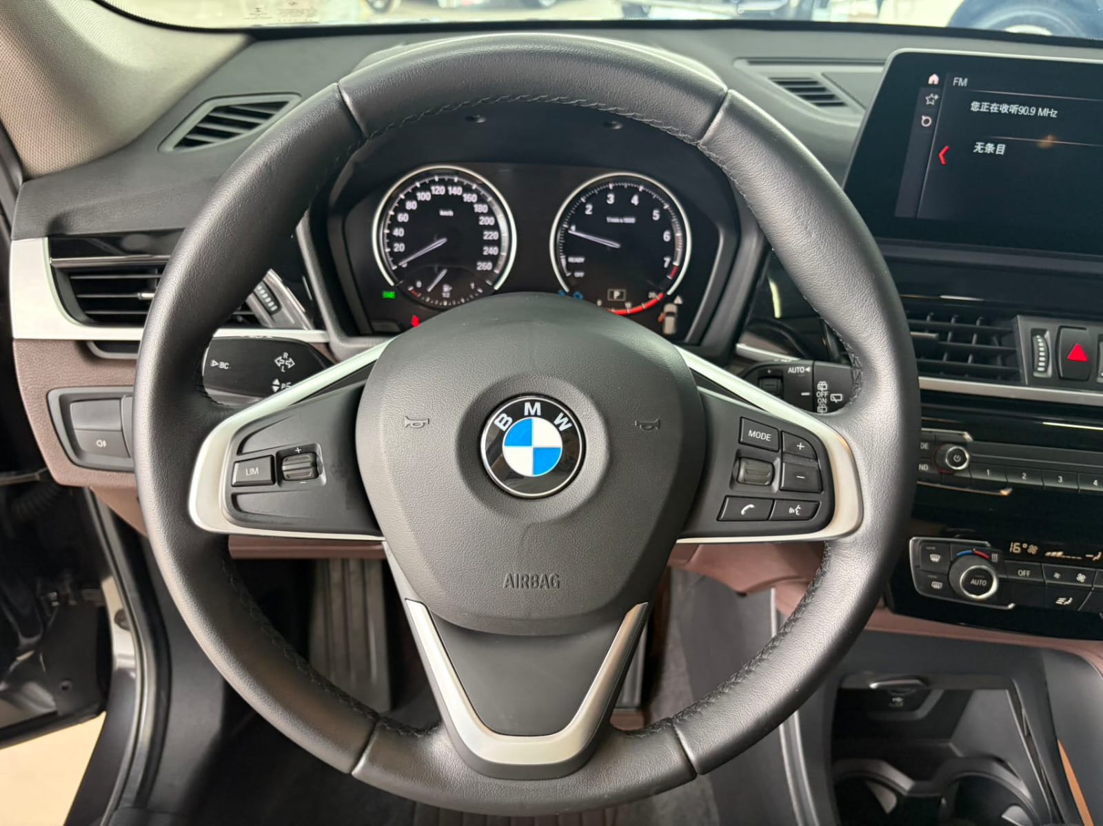 BMW X1 sDrive20Li