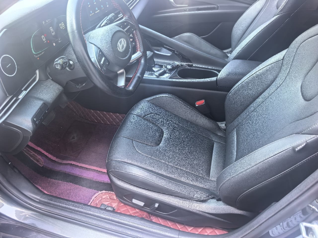 Hyundai Elantra 1.5 LUX Precious