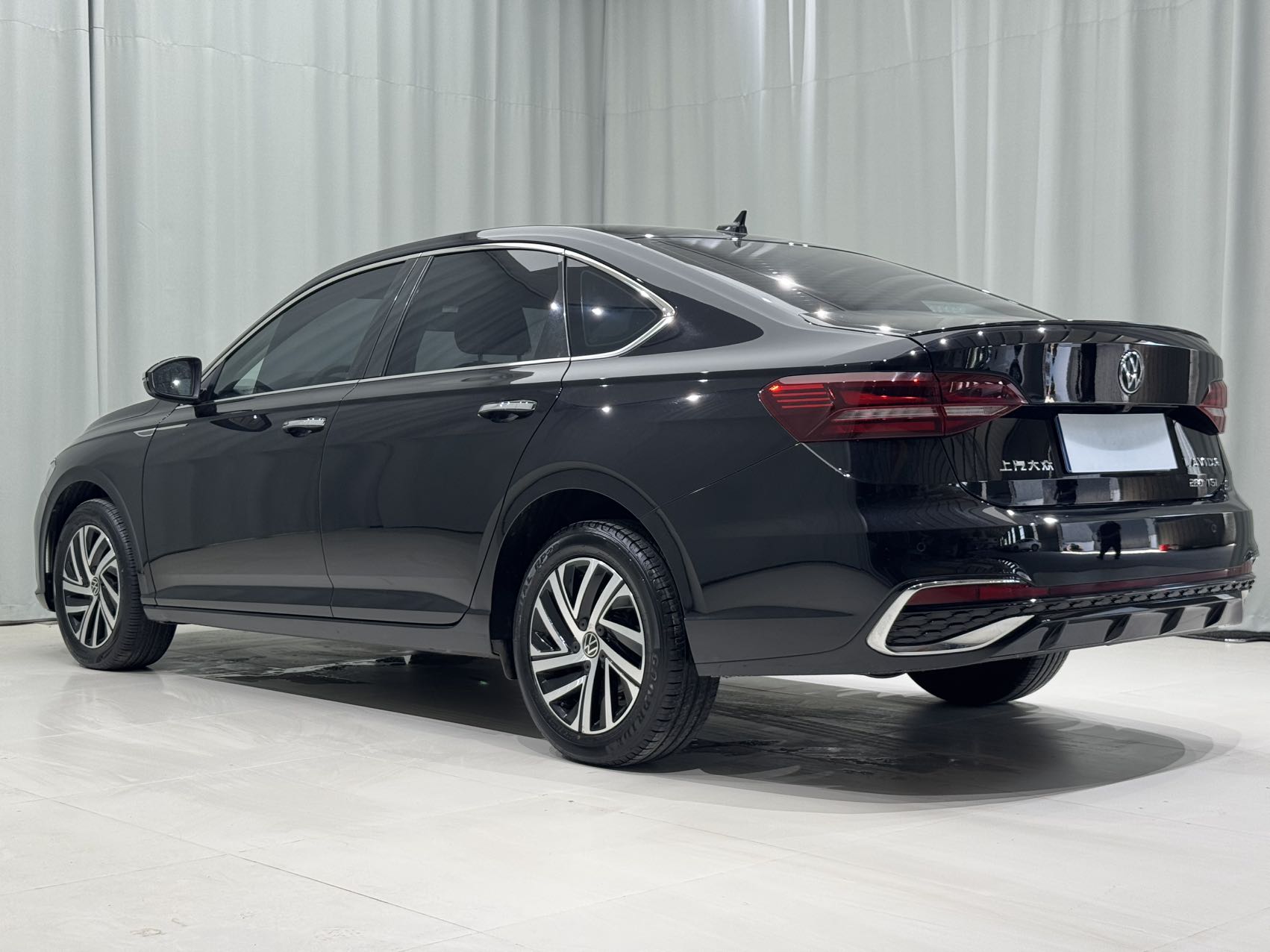 Volkswagen Lavida 280TSI DSG Starlit Edition