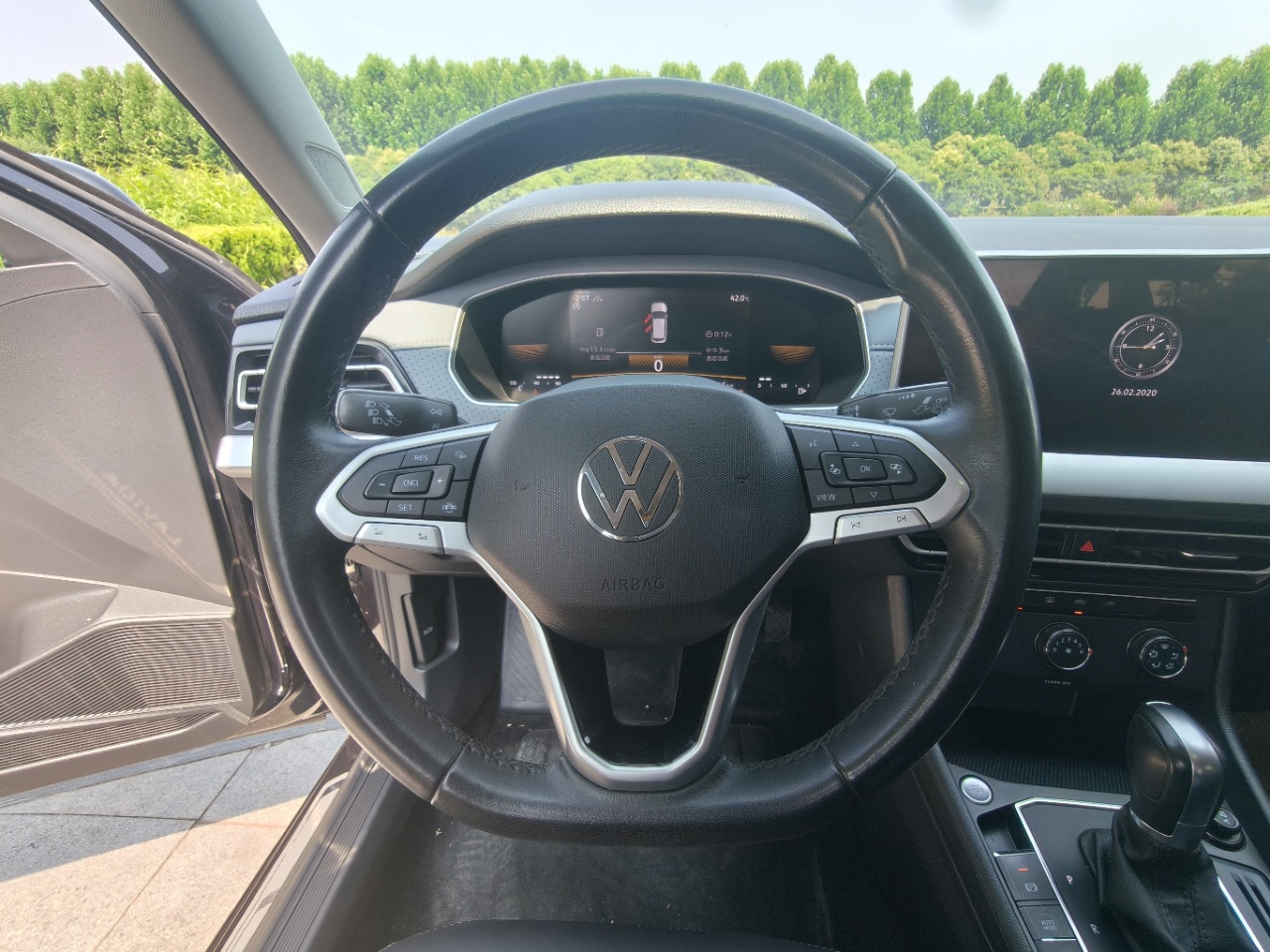 Volkswagen Lavida Fullyi Edition