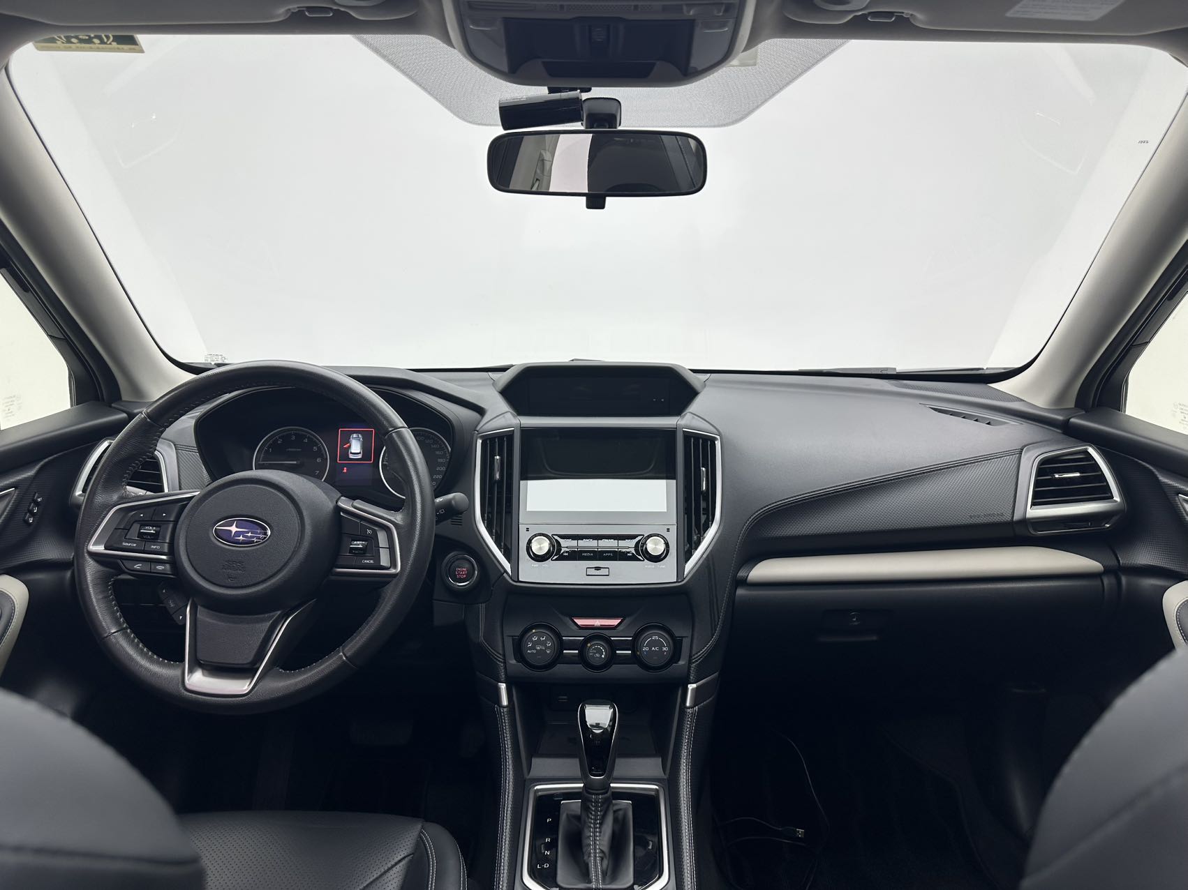 Subaru Forester 2.0i AWD Deluxe Edition