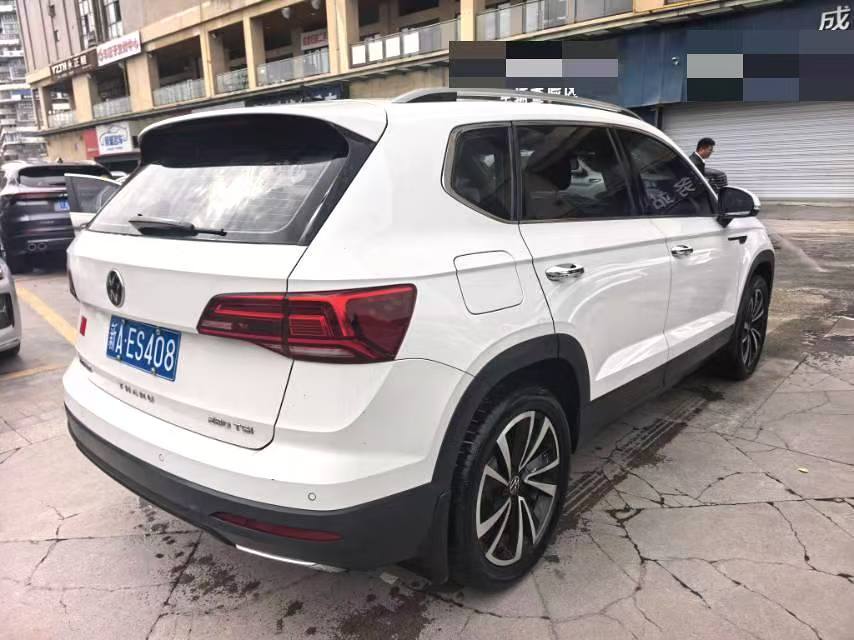 Volkswagen Tharu Luxury Edition