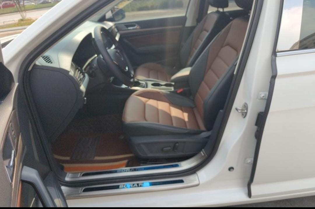 Volkswagen Lavida 280TSI DSG Deluxe Edition