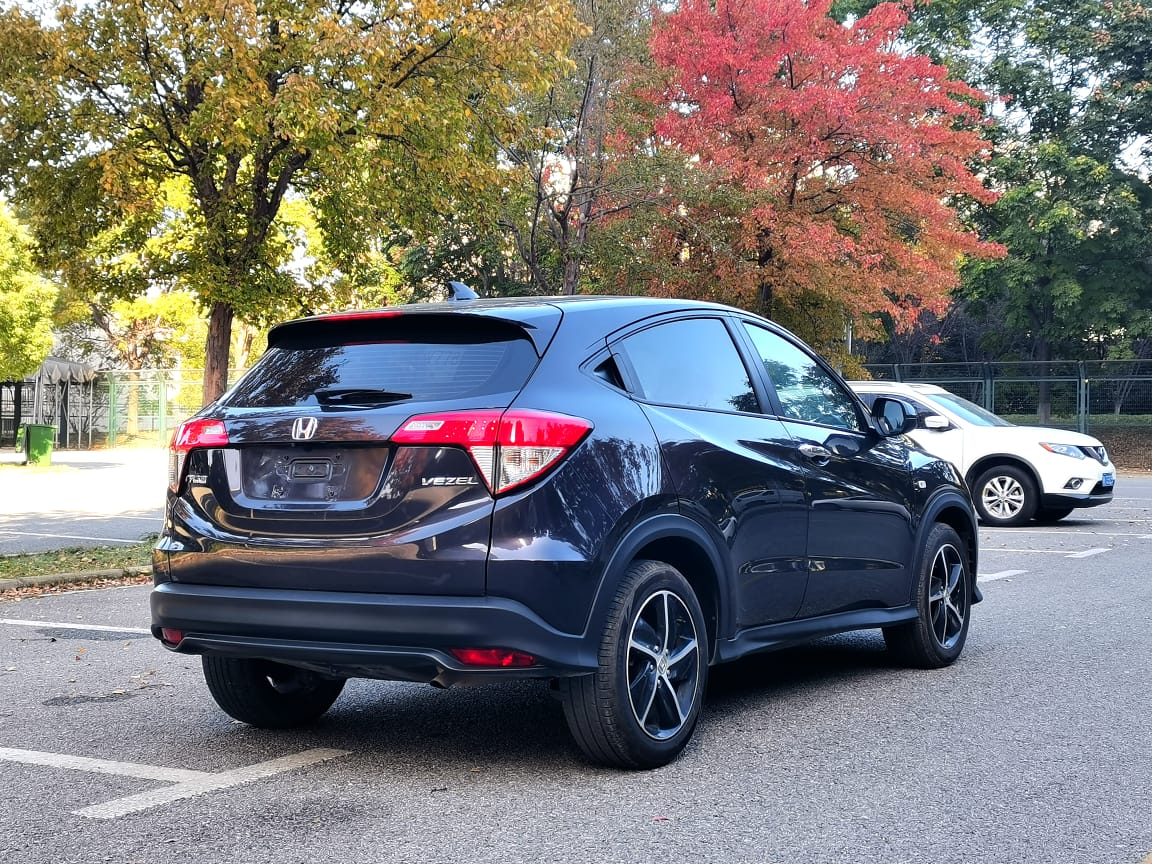 Honda Vezel 1.5L CVT Pioneer Edition