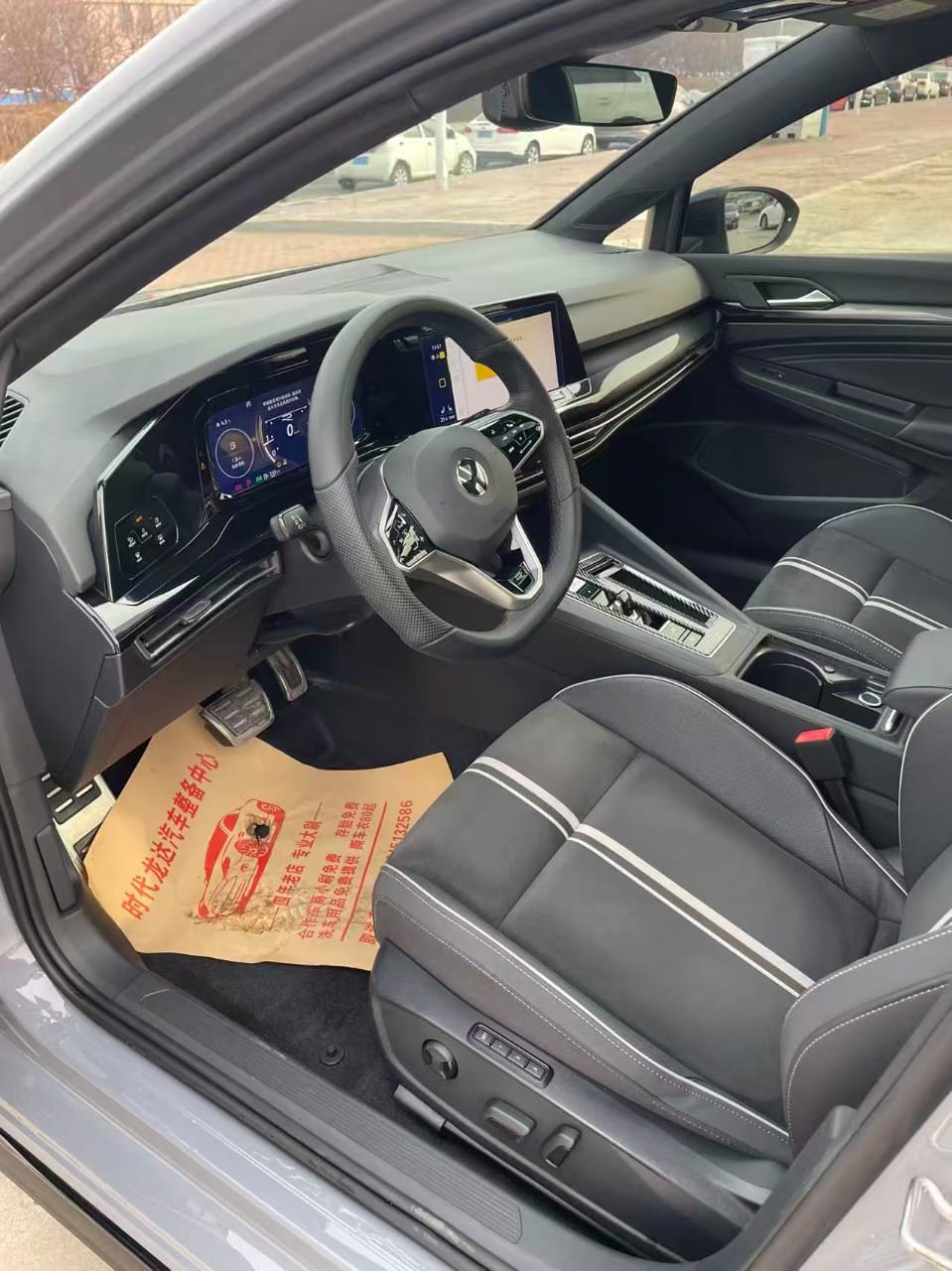 Volkswagen Golf 8-го поколения, 280TSI R-Line