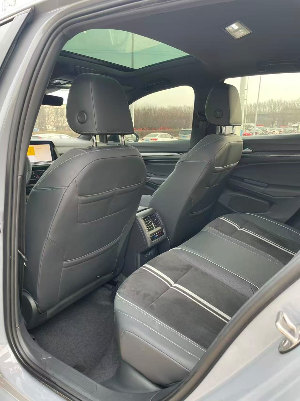 Volkswagen Golf 8-го поколения, 280TSI R-Line