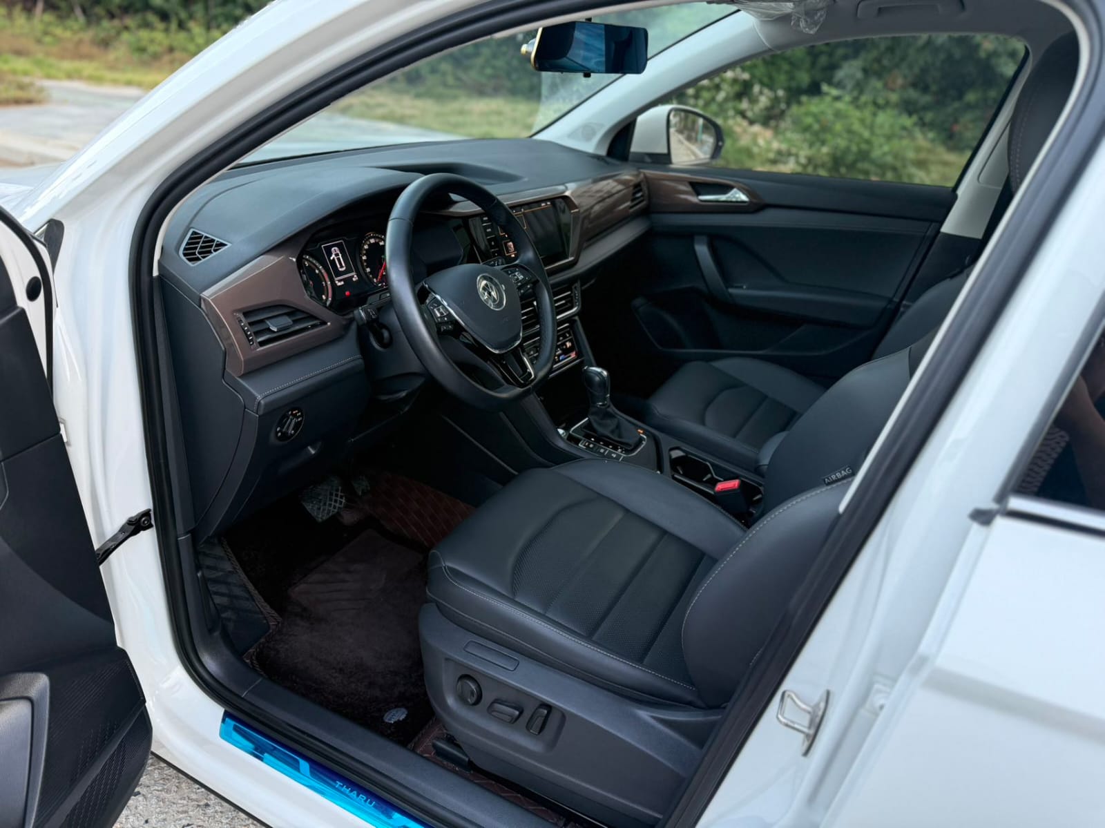 Volkswagen Tharu 2021 280TSI Deluxe PLUS