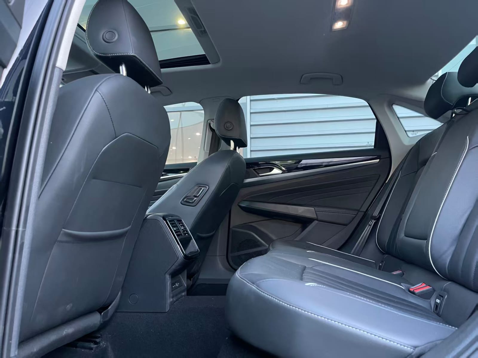 Volkswagen Passat 2022 280TSI Elite Edition