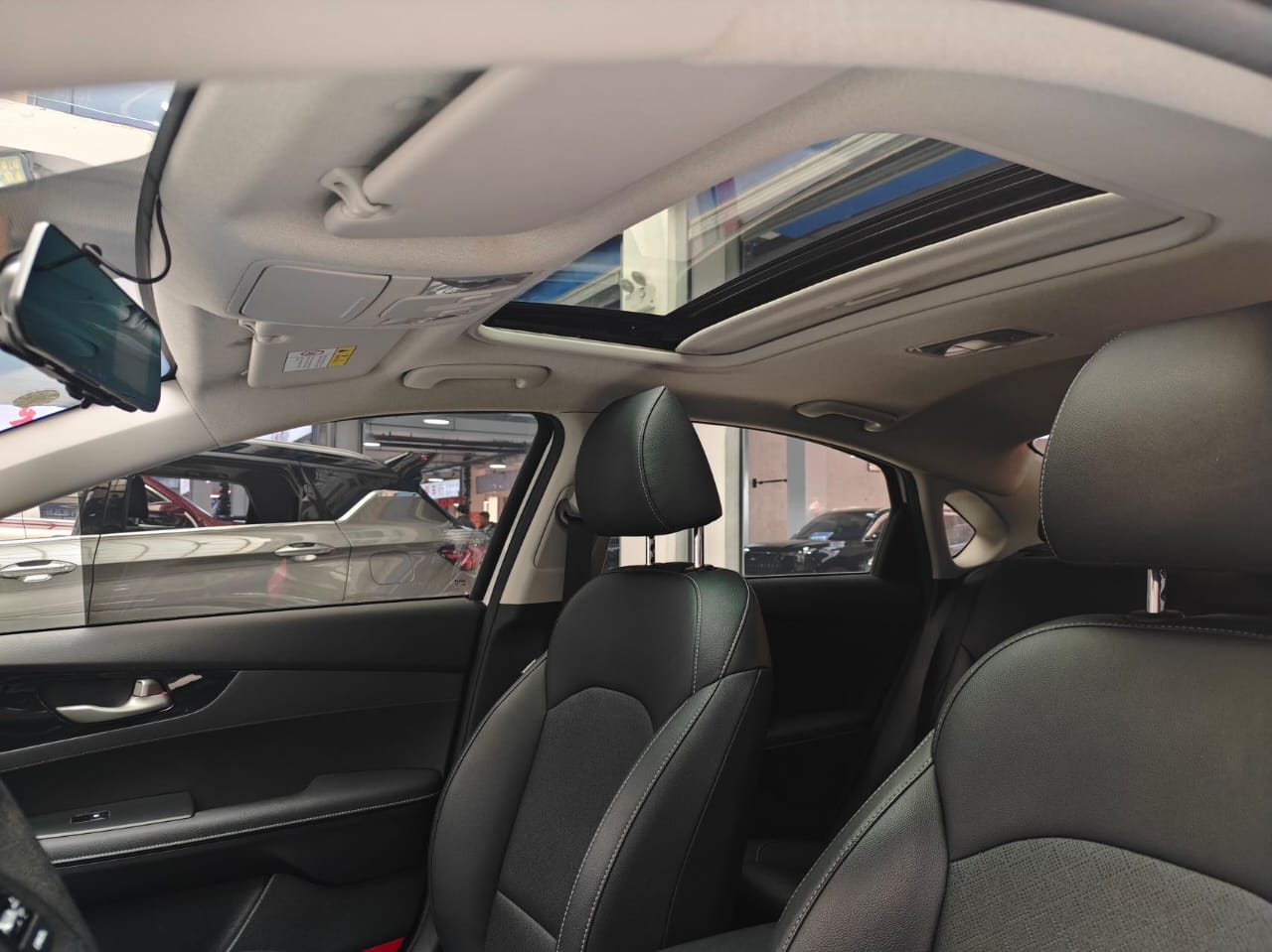 Kia K3 2021 1.5L CVT модифицированная модная версия