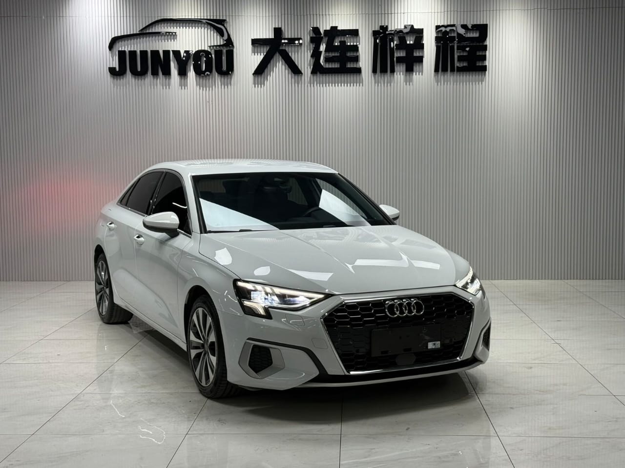 Audi A3 Limousine 35 TFSI элегантный