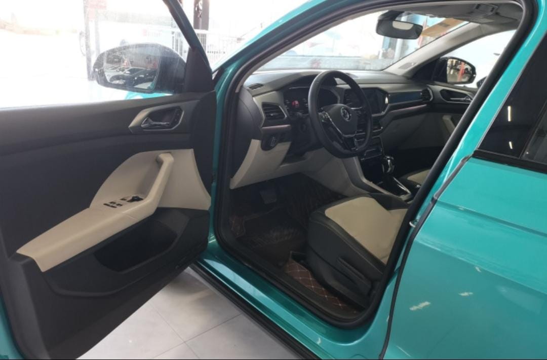 Volkswagen T-Roc 2022 280TSI DSG Deluxe Edition