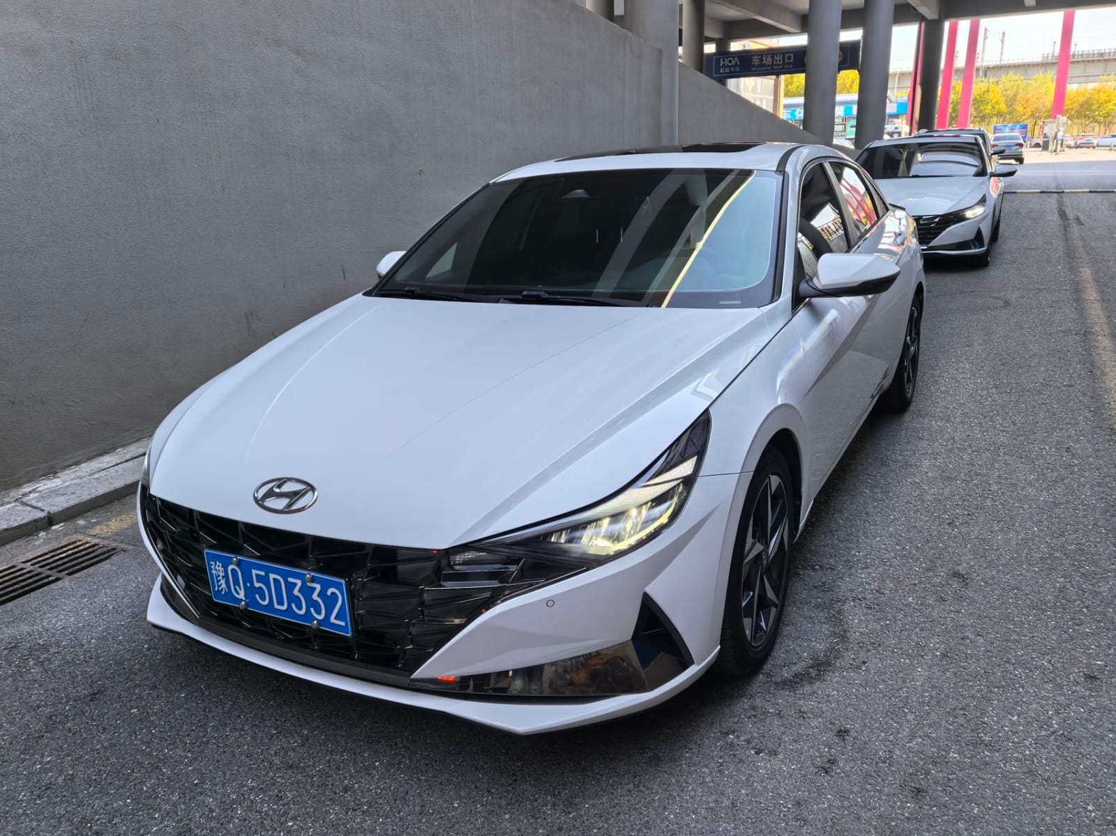 Hyundai Elantra 2023 1.4T 240TGDi DCT LUX Premium Edition