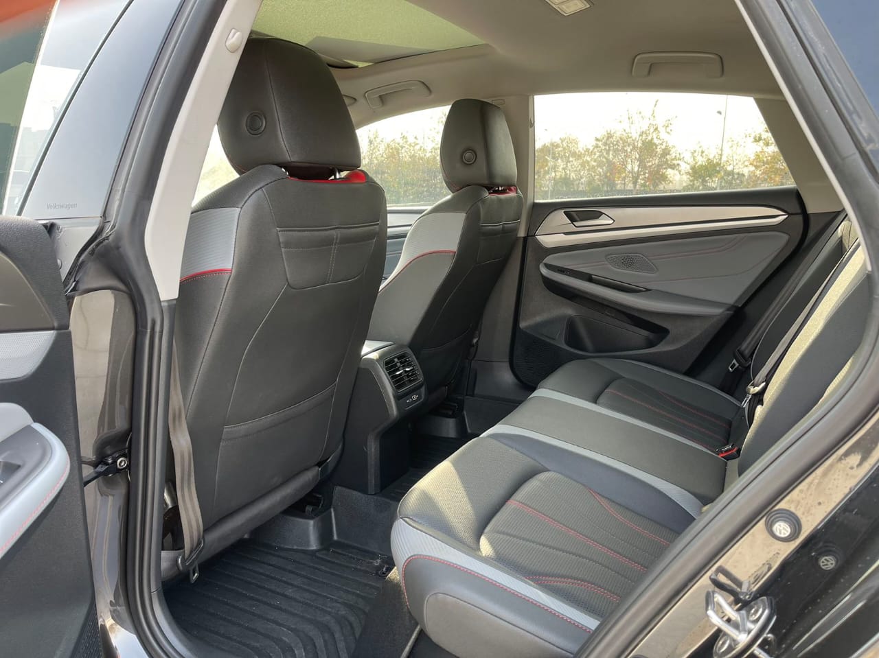 Volkswagen Lamando L 2022 280TSI DSG Cool Hot Edition