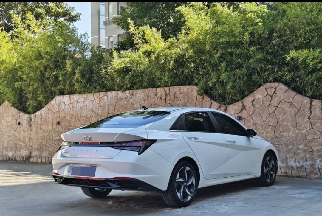 Hyundai Elantra 2021 1.5L CVT GLX Elite Edition