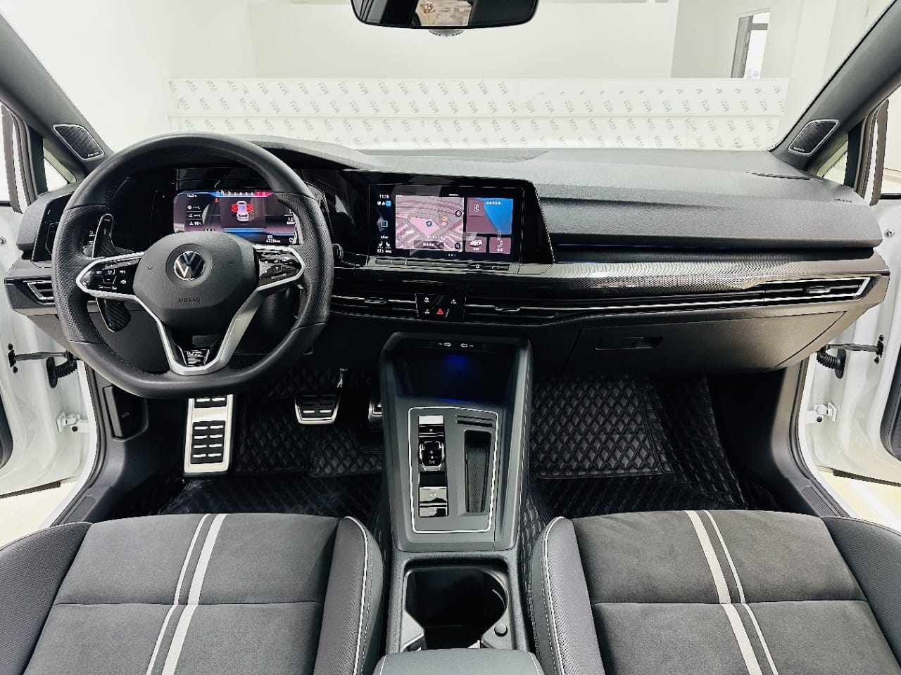 Volkswagen Golf 2022 280TSI DSG R-Line