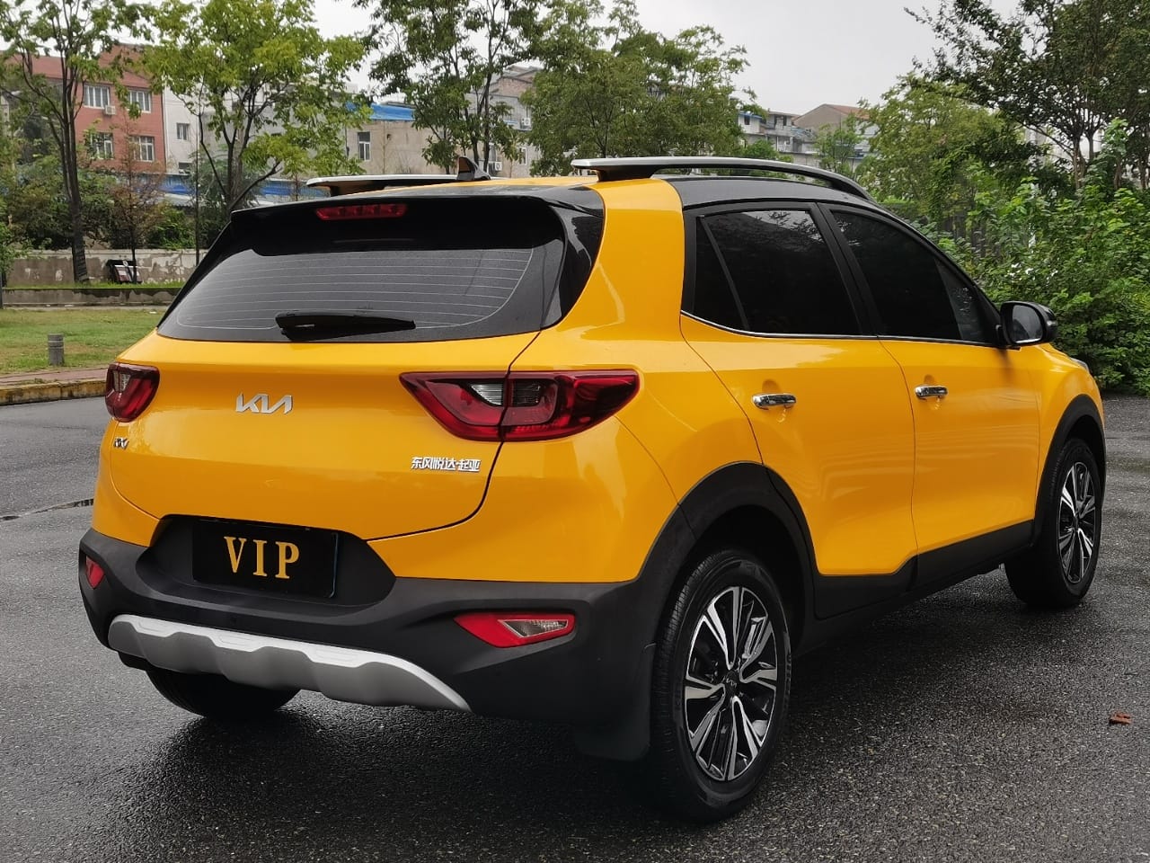 Kia KX1 2021 1.4L CVT Enjoy Skylight