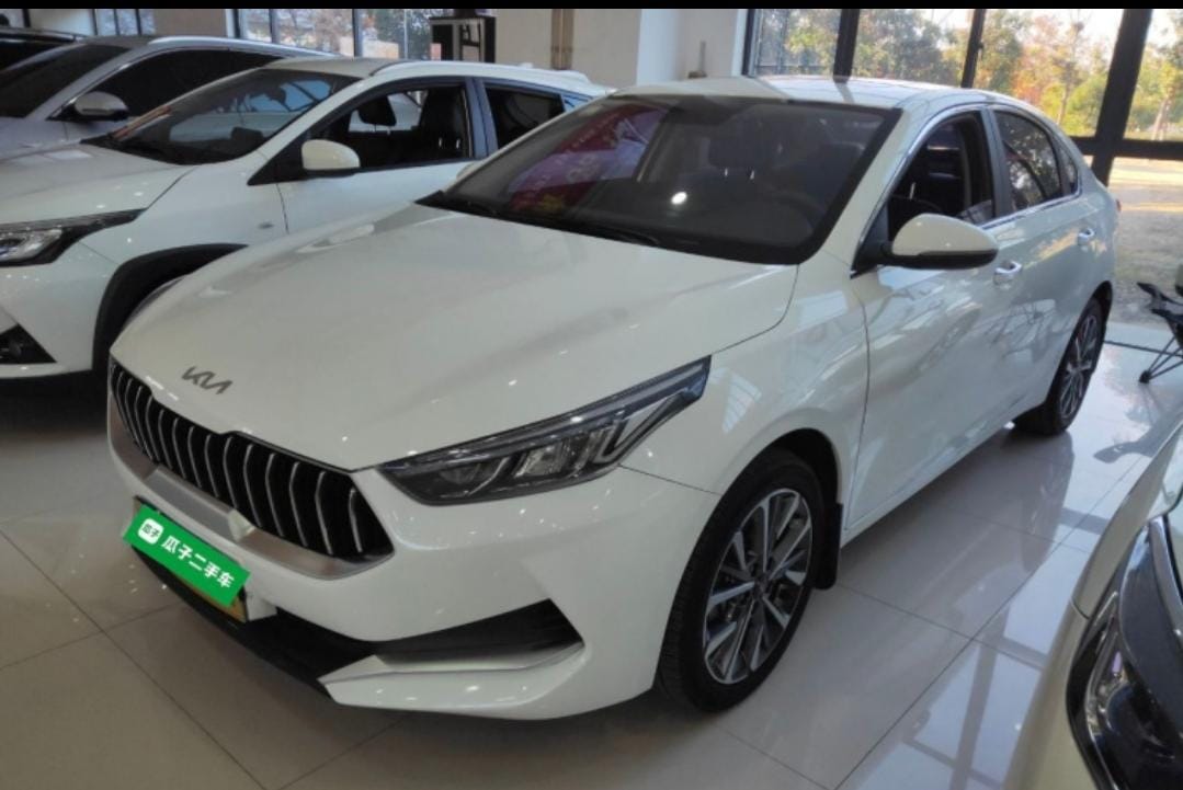 Kia K3 2021 — модная версия 1.5L CVT