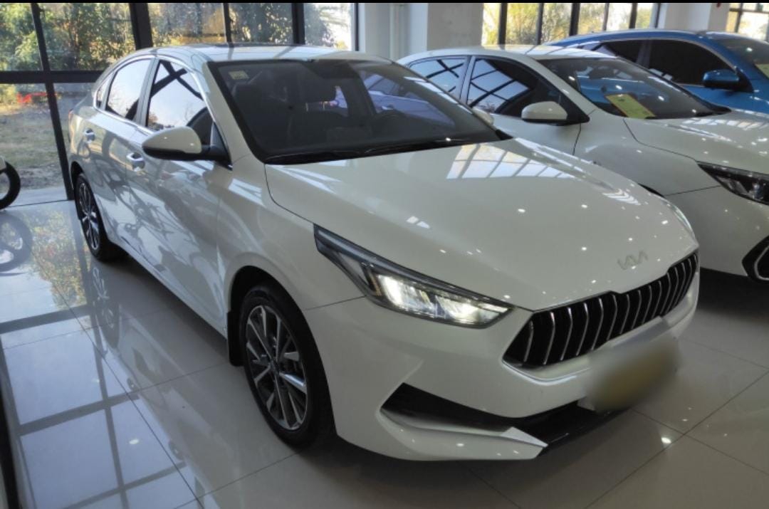 Kia K3 2021 — модная версия 1.5L CVT