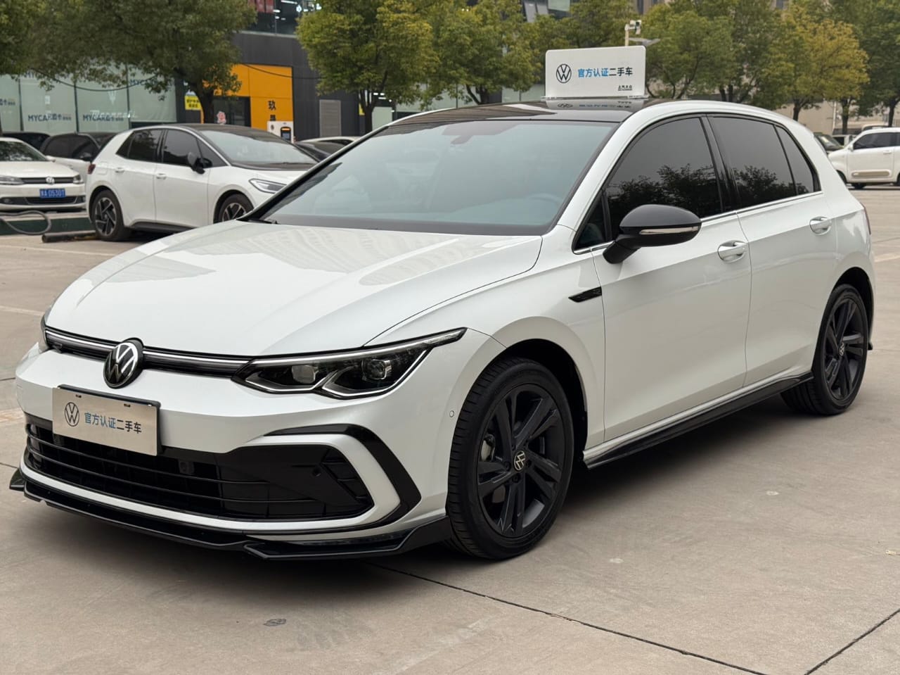 Volkswagen Golf R-Line 280TSI DSG 2022