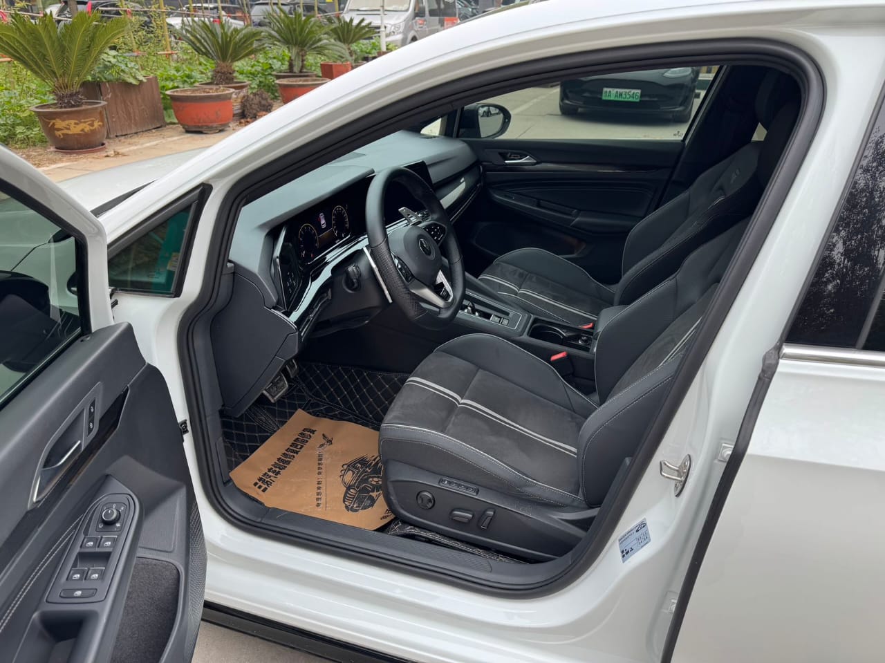 Volkswagen Golf R-Line 280TSI DSG 2022