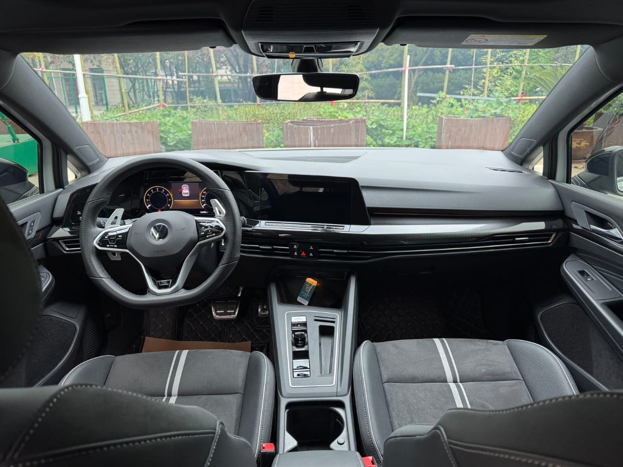 Volkswagen Golf R-Line 280TSI DSG 2022