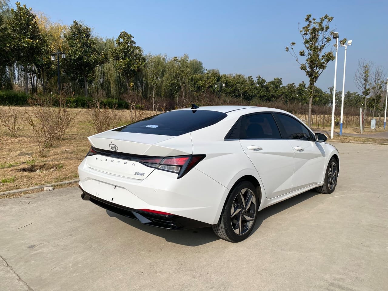 Hyundai Elantra 2021 1.5L CVT GLX Elite Edition