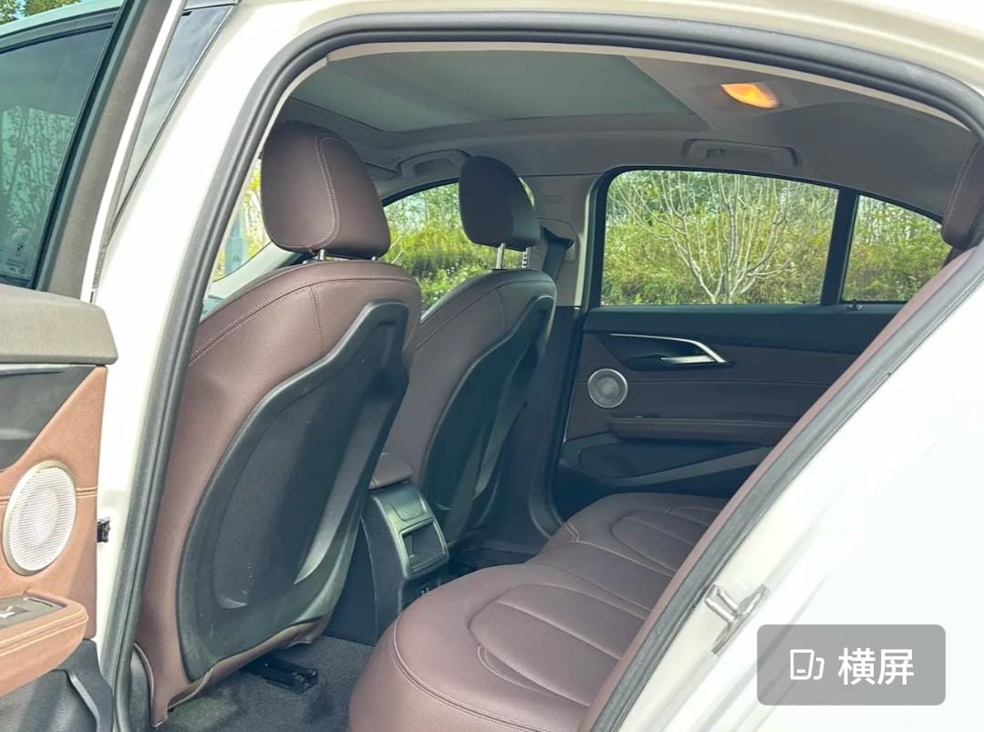 BMW 1 Series 2021 120i M Sport Night Edition