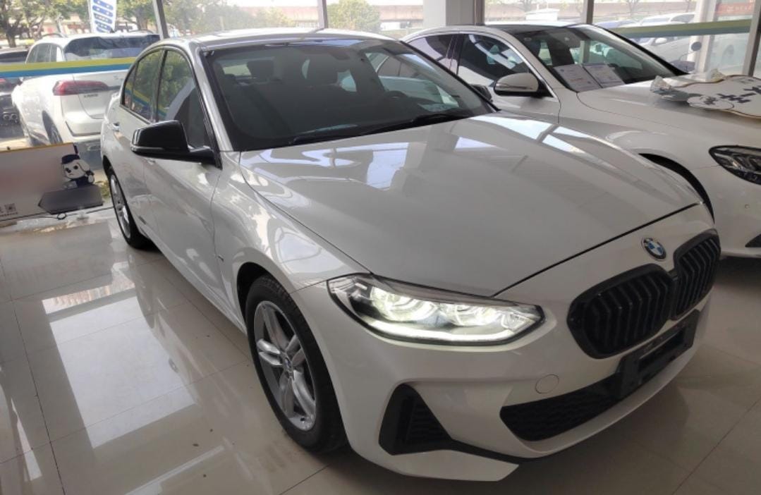 BMW 1 Series 2022 120i M Sport Night Edition