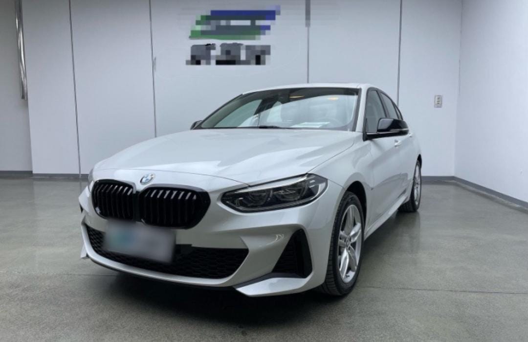 BMW 1 Series 2022 120i M Sport Night Edition