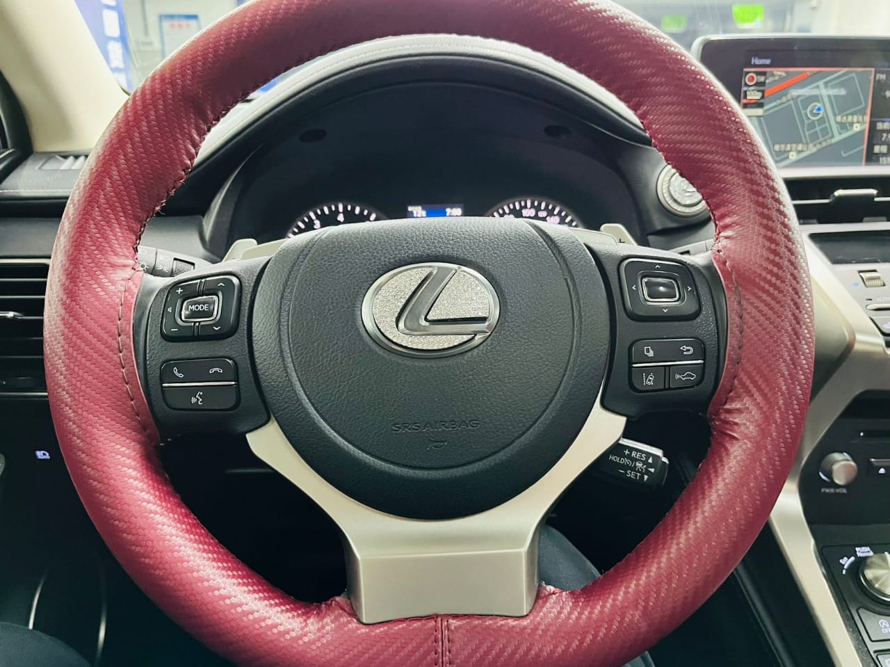 Lexus 2021 NX200 2.0